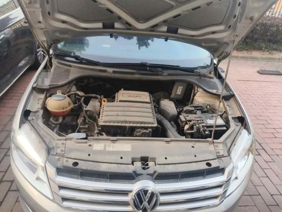 [武汉·鄂A] 二手大众桑塔纳2015款 1.6L 自动舒适版