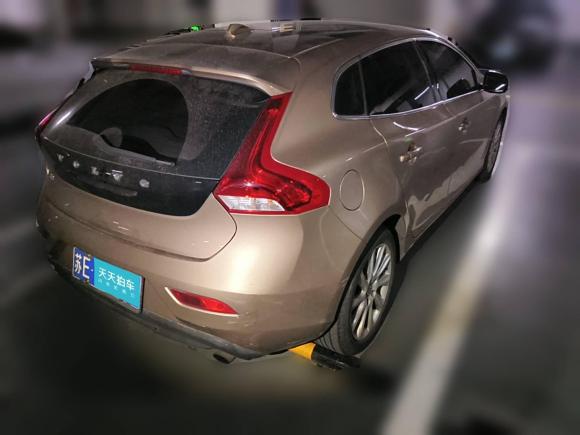 [苏州·苏E] 二手沃尔沃沃尔沃V402014款 2.0T 智雅版