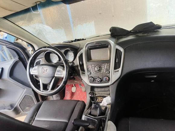 [宁波·浙B] 二手驭胜驭胜S3502013款 2.4T 手动两驱柴油豪华版5座