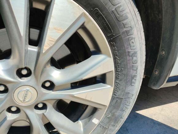 [金华·浙G] 二手日产楼兰2015款 2.5L XE 两驱精英版