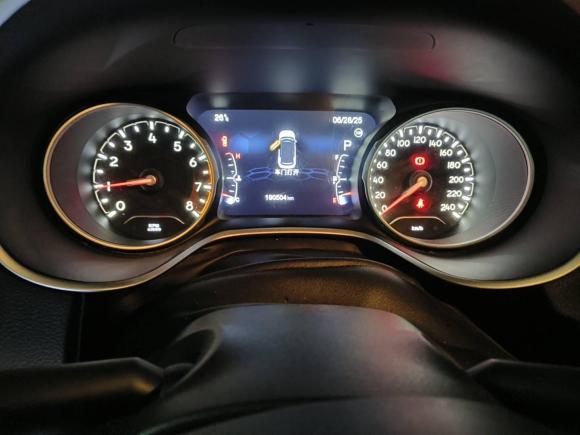 [上海·苏E] 二手Jeep指南者2017款 200T 自动家享版