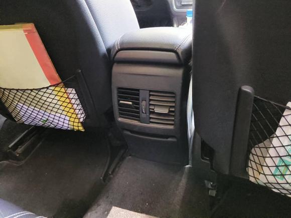 [上海·沪A] 二手奔驰奔驰GLA2016款 GLA 200 动感型