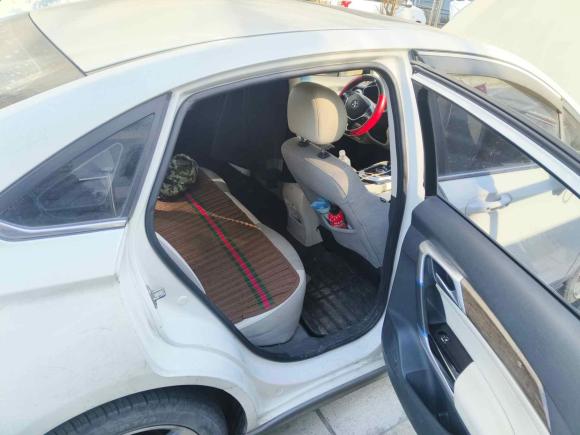 [上海·沪A] 二手北京汽车北京EU52018款 R500 智风版