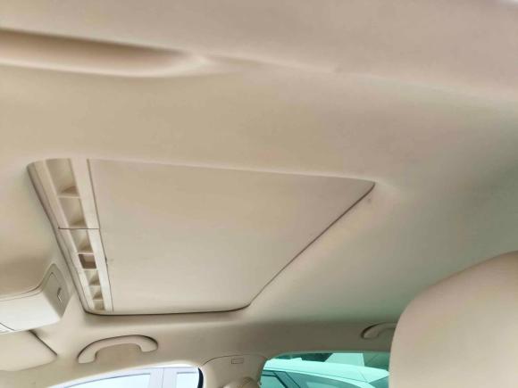 [上海·皖B] 二手大众帕萨特2013款 1.8TSI DSG御尊版