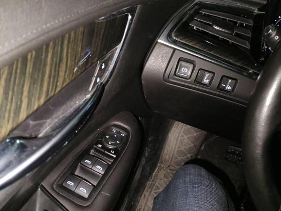 [西安·陕A] 二手凯迪拉克凯迪拉克XT52018款 28E 四驱技术型