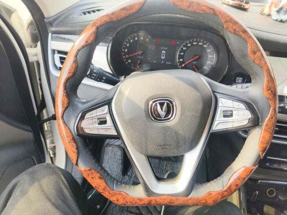 [上海·皖S] 二手长安长安CS35PLUS2019款 1.6L 自动畅联版