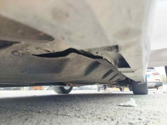 [广州·赣B] 二手福特蒙迪欧2013款 2.0L GTDi240豪华运动型