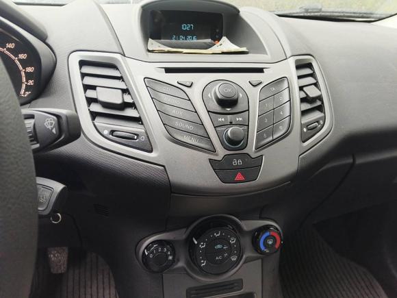 [上海·沪A] 二手福特嘉年华2013款 三厢 1.5L 手动风尚型