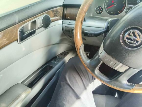 [嘉兴·贵C] 二手大众辉腾2011款 3.6L V6 5座加长舒适版