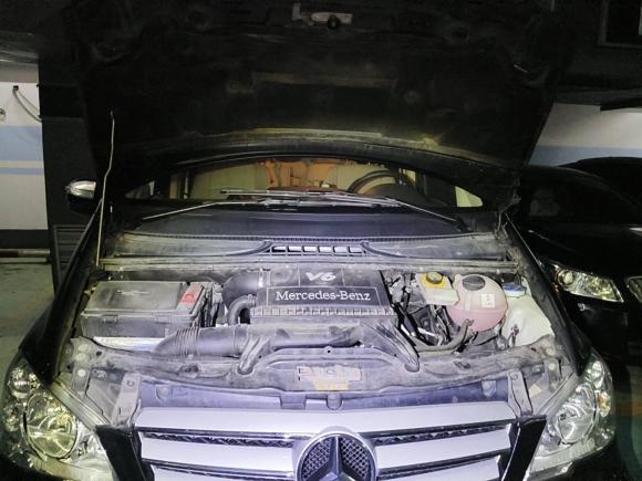 [上海·沪A] 二手奔驰唯雅诺2013款 3.0L 舒适版
