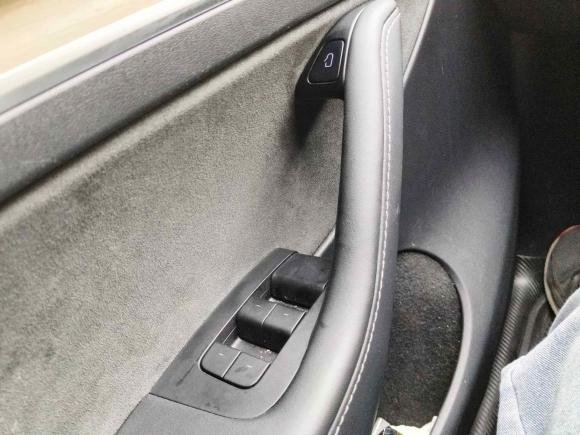 [广州·粤A] 二手特斯拉Model Y2021款 标准续航后驱版