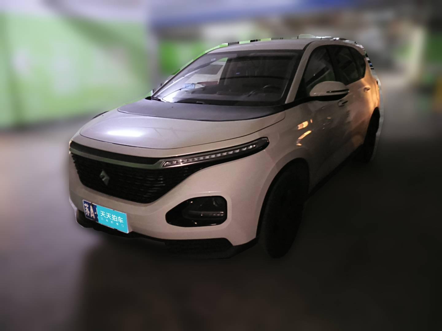 [南京·苏A] 宝骏宝骏RM-52019款 1.5T CVT 24小时在线精英型 6座