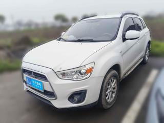 三菱劲炫ASX2013款 2.0L CVT两驱精英版