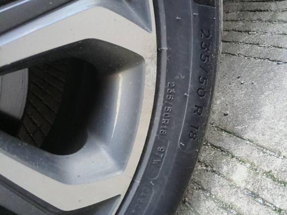 [义乌·川L] 二手现代途胜2015款 1.6T 双离合两驱领先型