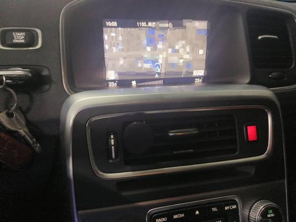 [杭州·浙A] 二手沃尔沃沃尔沃S602018款 S60L T4 智远进取版