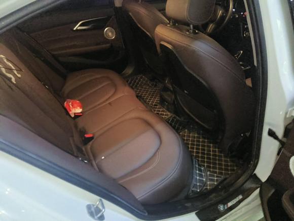 [武汉·鄂A] 二手宝马宝马1系2021款 120i M运动曜夜版