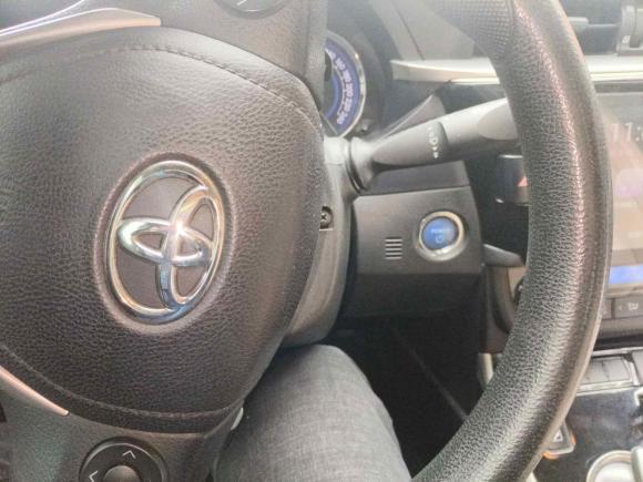 [广州·粤A] 二手丰田雷凌2016款 双擎 1.8H GS E-CVT精英天窗版