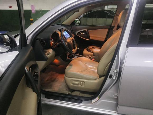 [济南·鲁A] 二手丰田RAV4荣放2011款 2.0L 自动豪华版