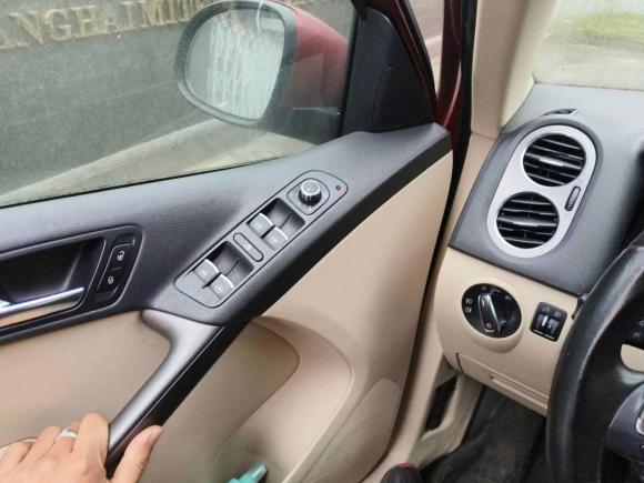 [上海·沪J] 二手大众途观2010款 1.8TSI 自动两驱风尚版