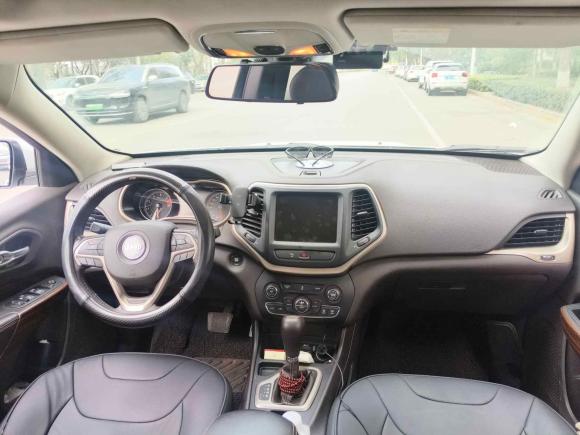 [西安·陕A] 二手Jeep自由光2016款 2.0L 优越版