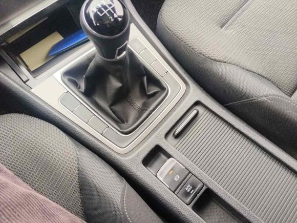 [上海·沪H] 二手大众高尔夫2014款 1.4TSI 手动舒适型