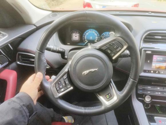 [上海·沪B] 二手捷豹捷豹F-PACE2018款 2.0T 四驱都市尊享版