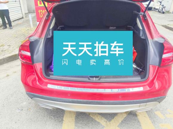 [上海·沪D] 二手奔驰奔驰GLA2016款 GLA 200 时尚型