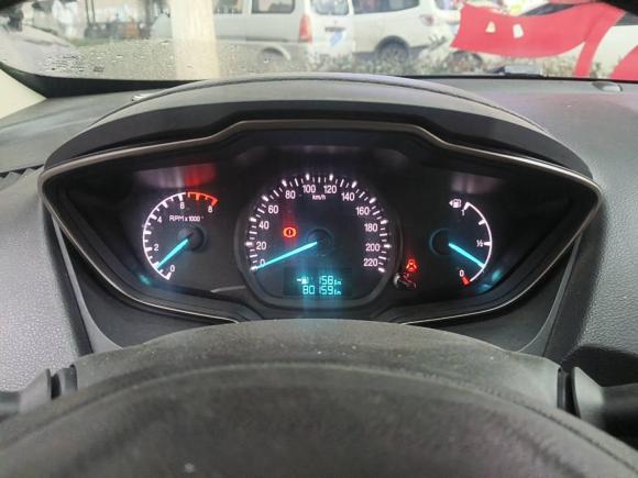 [南昌·赣A] 二手福特福睿斯2015款 1.5L 手动舒适型