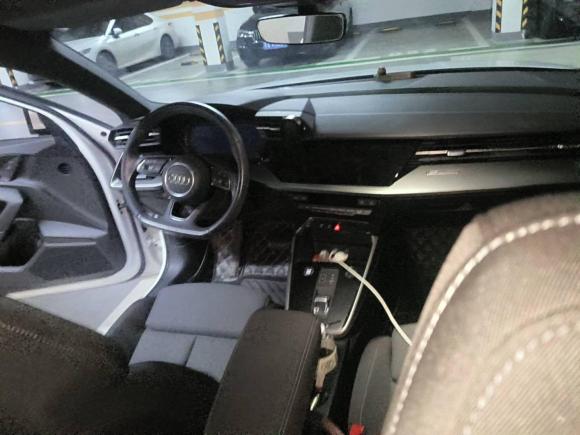 [南京·苏A] 二手奥迪奥迪A32022款 A3L Limousine 35 TFSI 进取致雅型