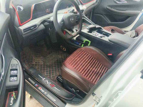 [深圳·甘L] 二手长安长安UNI-T2020款 1.5T 尊贵型