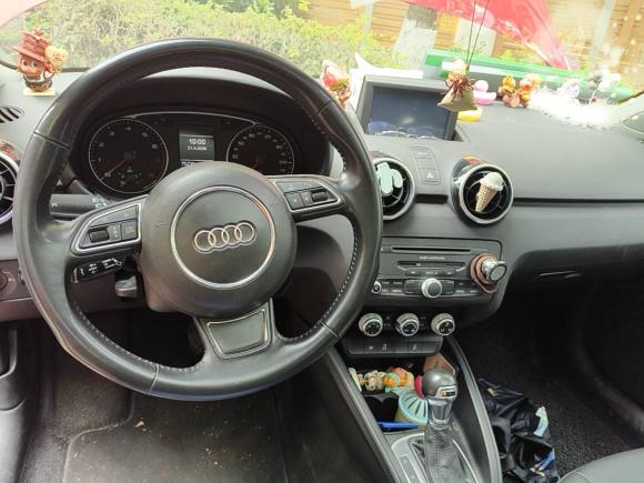 [上海·沪B] 二手奥迪奥迪A12014款 30 TFSI Sportback技术型