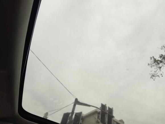 [上海·沪G] 二手路虎发现神行2015款 2.0T HSE LUXURY