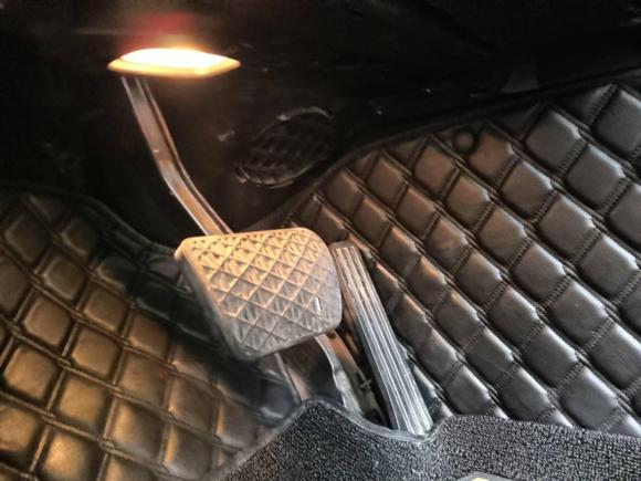 [常州·苏D] 二手奔驰奔驰C级2015款 C 180 L 运动型