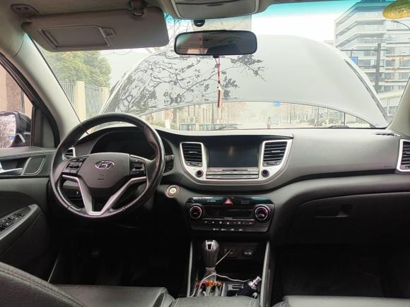 [杭州·浙A] 二手现代途胜2018款 1.6T 双离合两驱15周年特别版