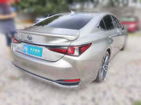 [上海·沪N] 二手雷克萨斯雷克萨斯ES2022款 300h 臻享版