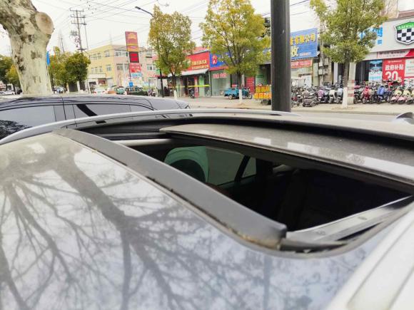 [南京·苏A] 二手宝马宝马X62011款 xDrive35i