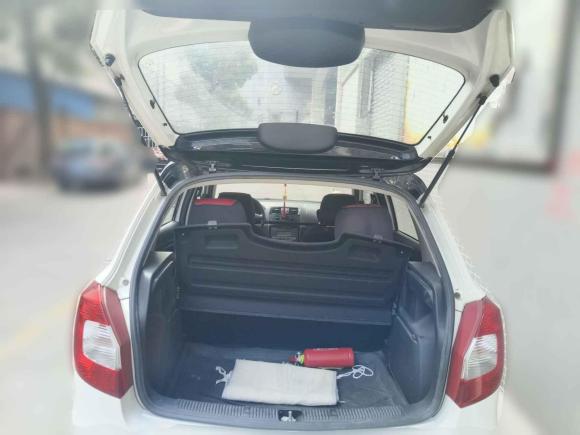 [佛山·苏M] 二手斯柯达晶锐2012款 1.6L 自动酷黑版