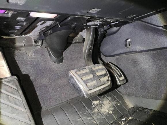 [宁波·浙B] 二手奥迪奥迪A4L2022款 40 TFSI quattro RS套件燃速型