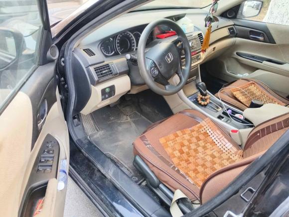 [济南·鲁A] 二手本田雅阁2014款 2.0L LX 舒适版