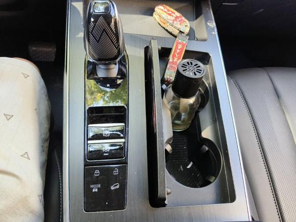 [上海·沪H] 二手荣威荣威RX5 MAX2022款 1.5T 自动有为尊贵版