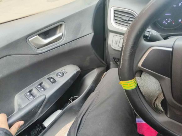 [台州·浙J] 二手现代悦纳RV2017款 1.4L 自动活力版SPORT 国V