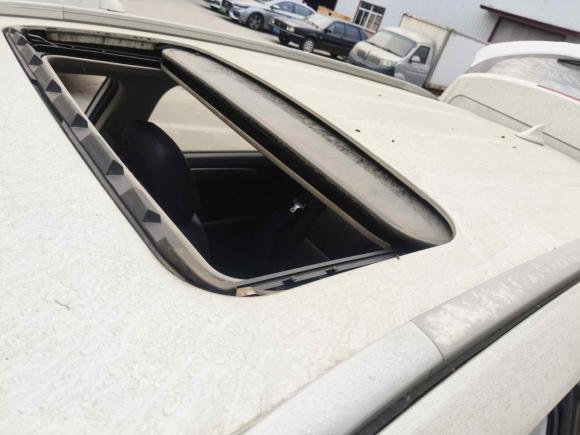 [上海·赣B] 二手长安长安CS752016款 1.5T 手动锋尚型