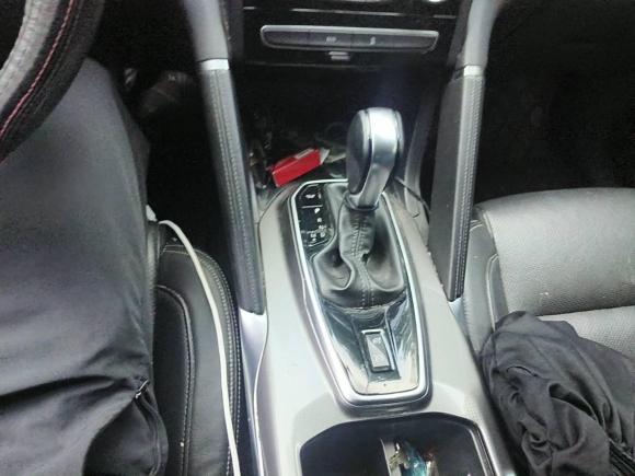 [苏州·苏E] 二手雷诺科雷傲2017款 2.0L 两驱豪华版