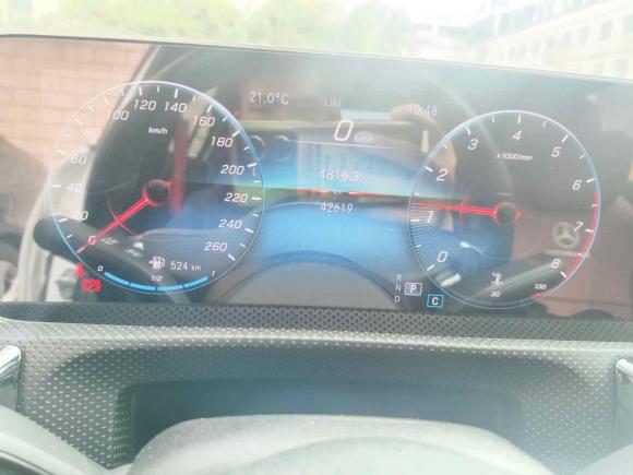 [深圳·粤L] 二手奔驰奔驰A级2020款 A 200 L 运动轿车