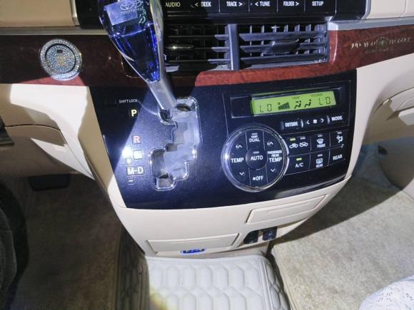 [广州·粤A] 二手丰田普瑞维亚2012款 2.4L 7人座豪华版