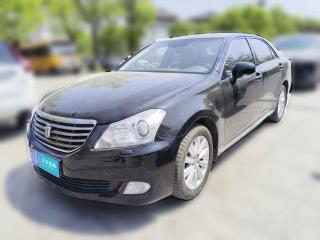 丰田皇冠2010款 2.5L Royal 真皮天窗版