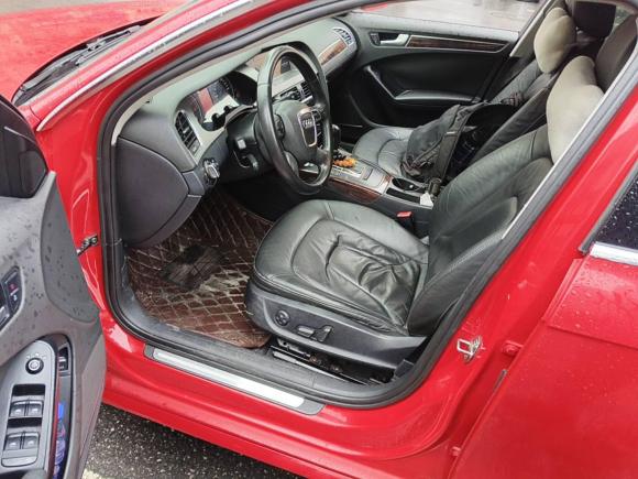 [南京·苏A] 二手奥迪奥迪A4L2009款 2.0 TFSI 舒适型