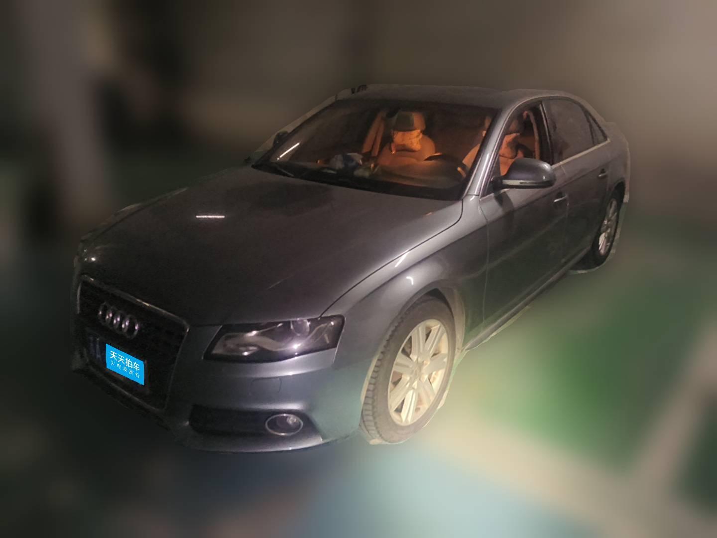 [南京·苏A] 奥迪奥迪A4L2012款 2.0 TFSI 自动技术型