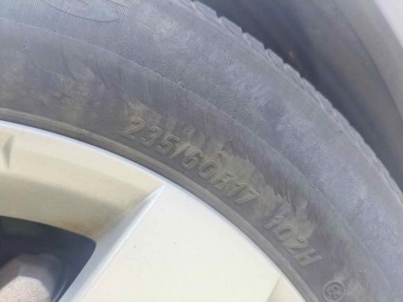 [上海·沪A] 二手雪佛兰科帕奇2013款 2.4L 两驱城市版 7座