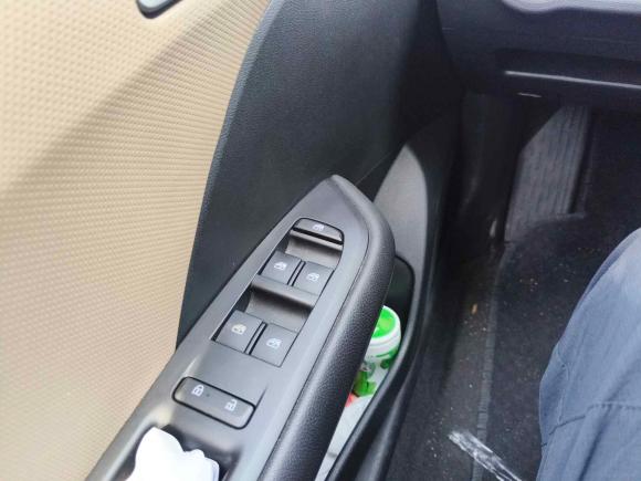 [广州·粤S] 二手雪佛兰科鲁泽2022款 320 自动悦享天窗版